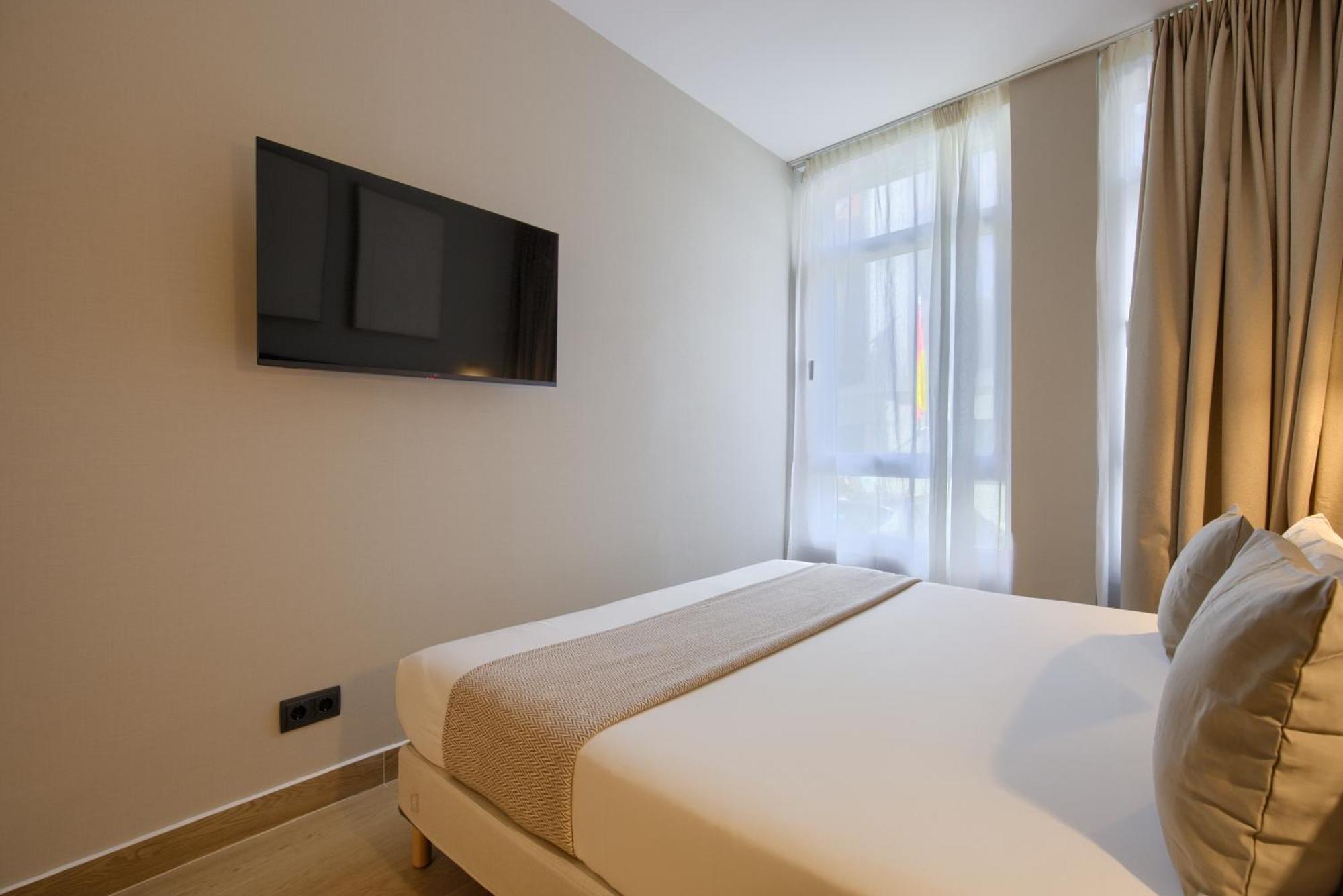 Dobo Madrid Murillo * Madri